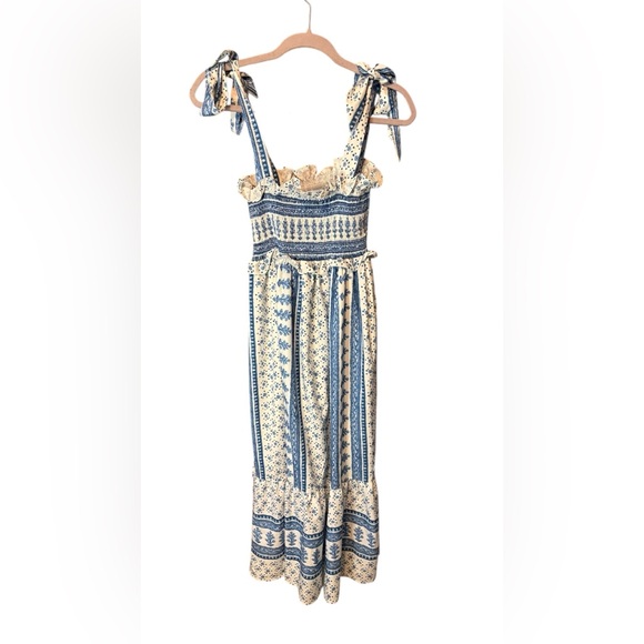 Sunday Up Blue & White CottageCore Smocked Maxi Dress Size Medium - Picture 4 of 9